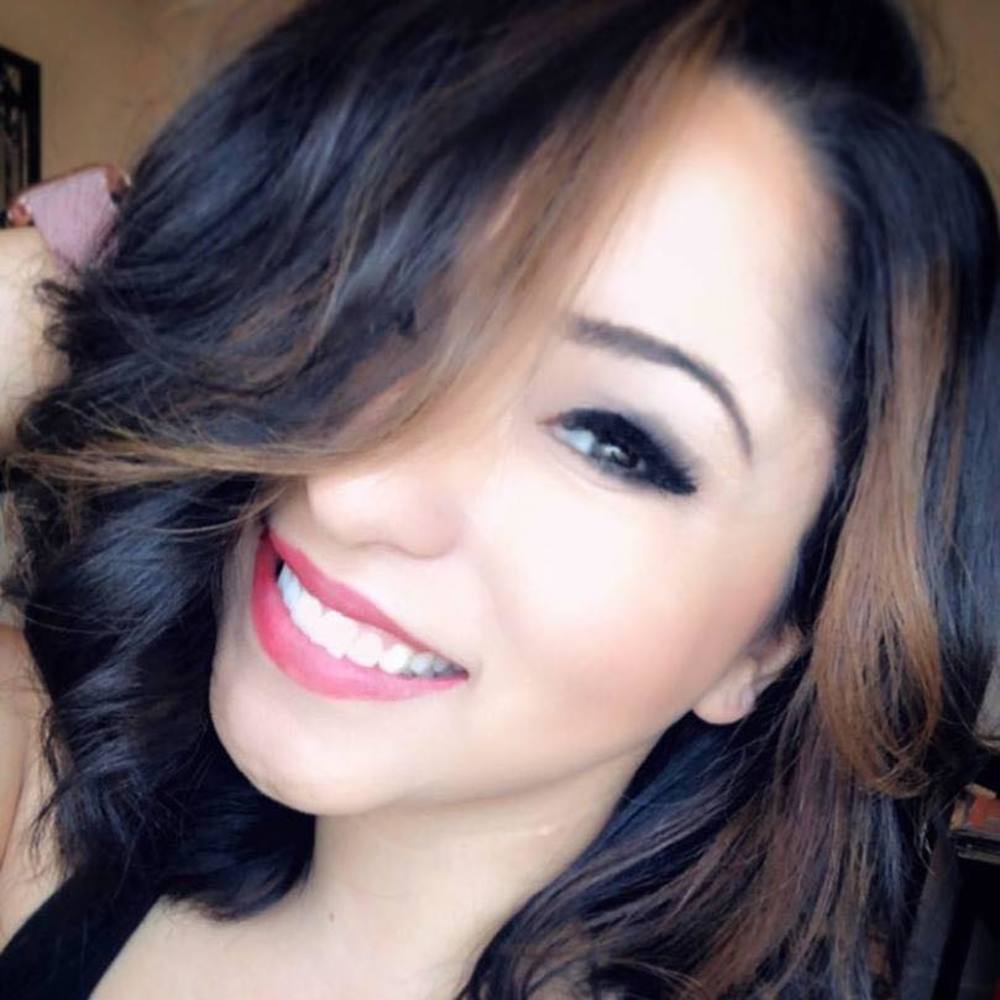 Meet your Posher, April